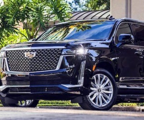 imgi_37_Cadillac-Escalade-LA-SUV-chauffeur-service